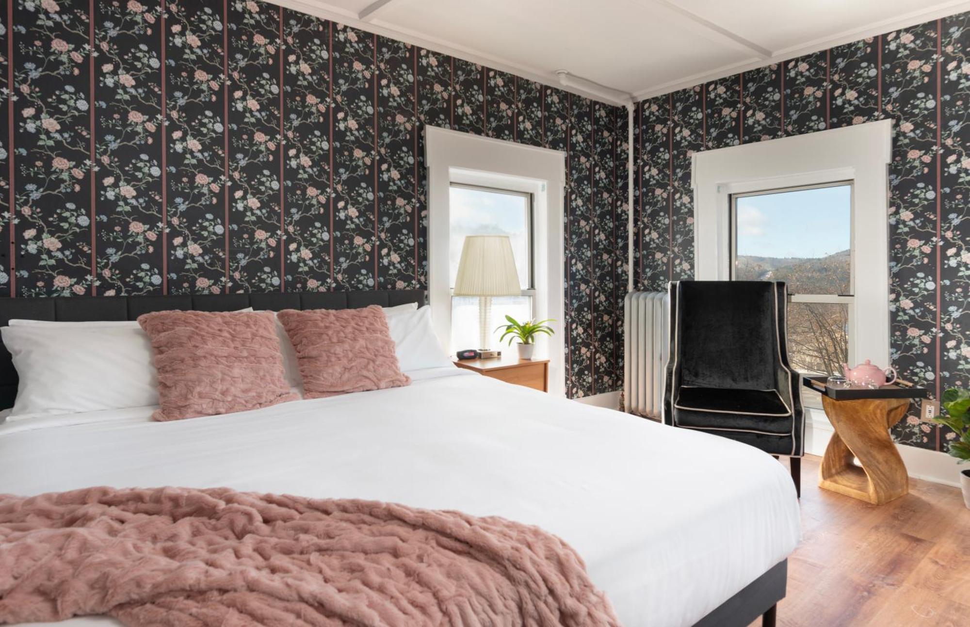 Thayers Inn リトルトン エクステリア 写真