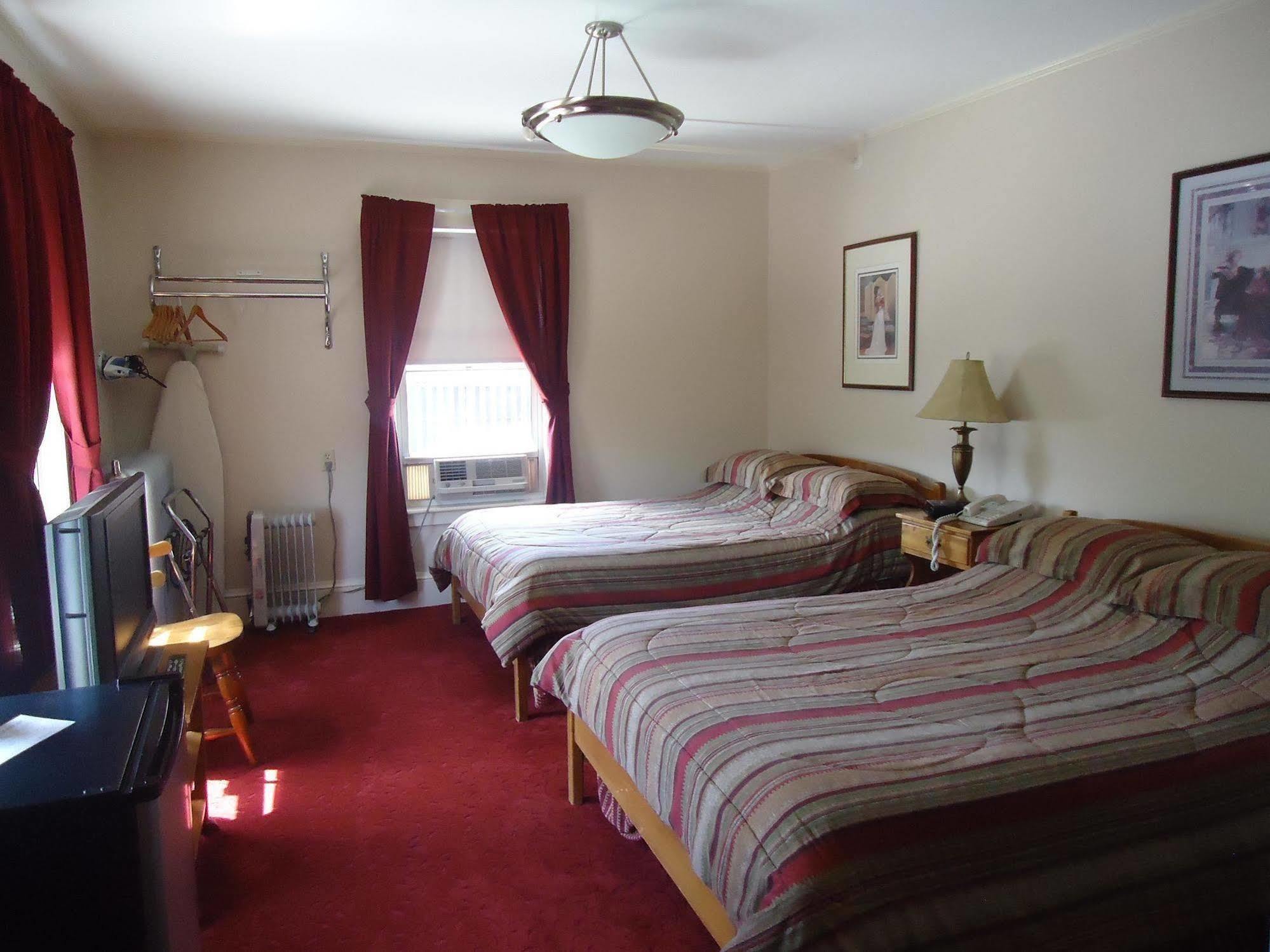 Thayers Inn リトルトン エクステリア 写真
