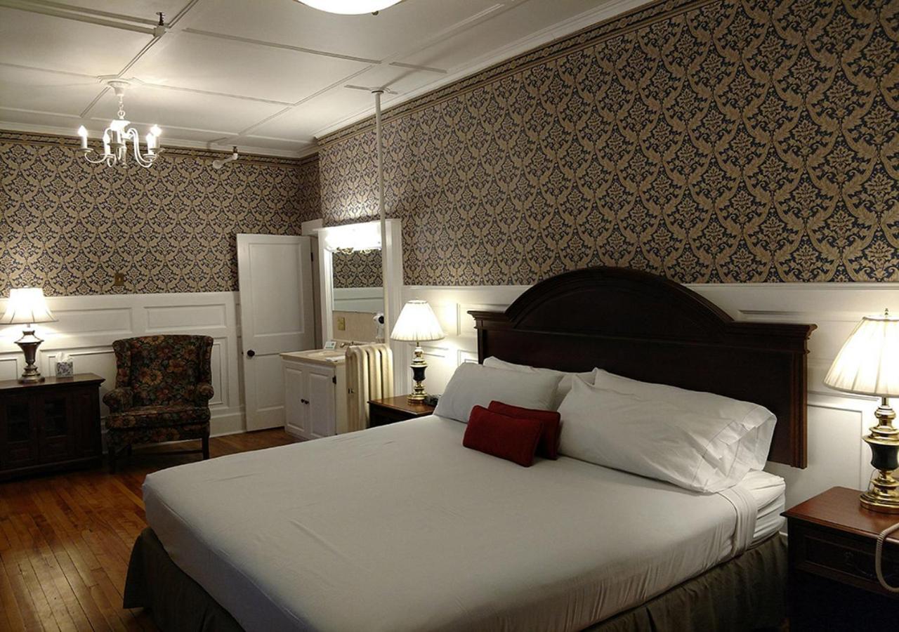 Thayers Inn リトルトン エクステリア 写真