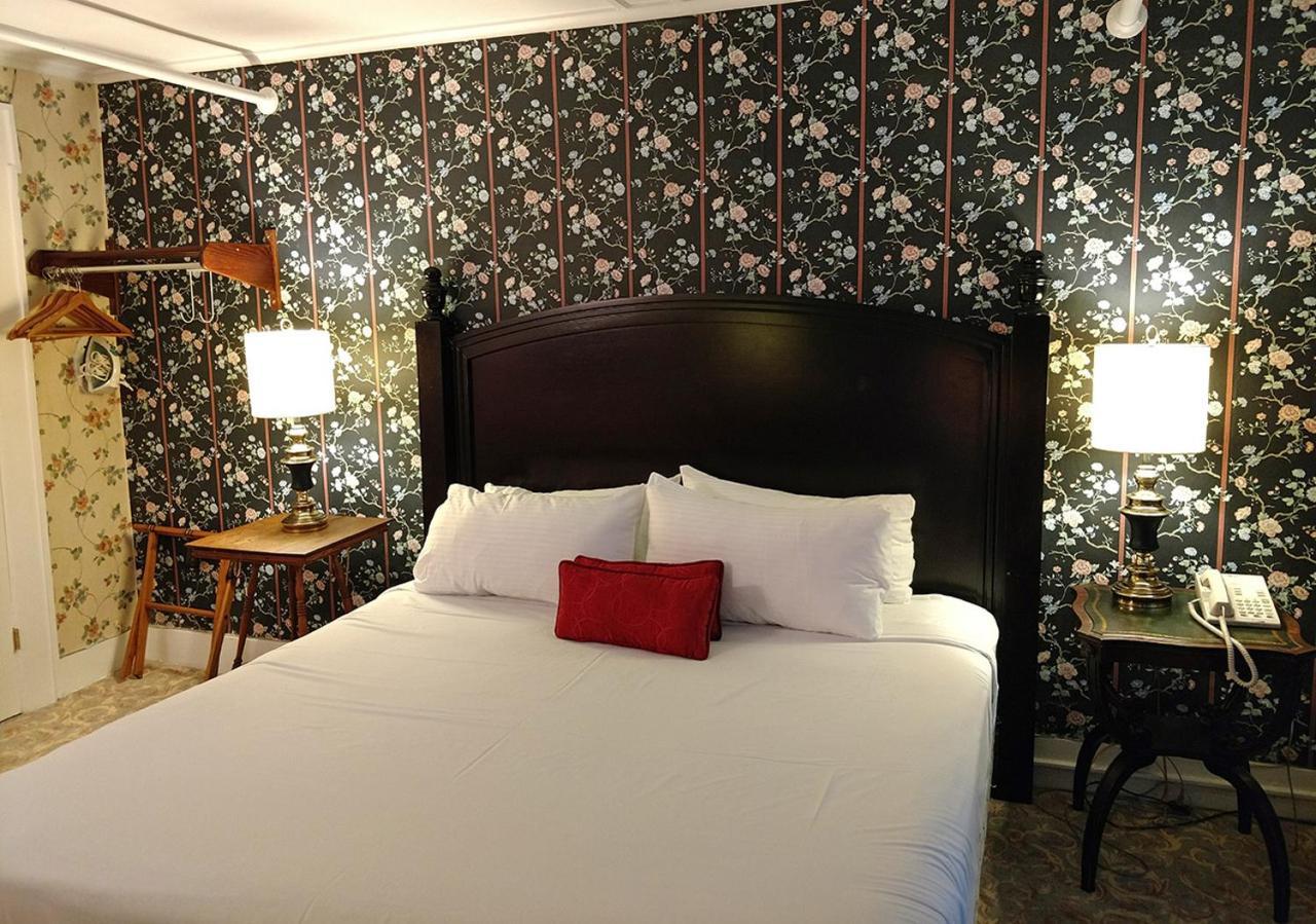 Thayers Inn リトルトン エクステリア 写真