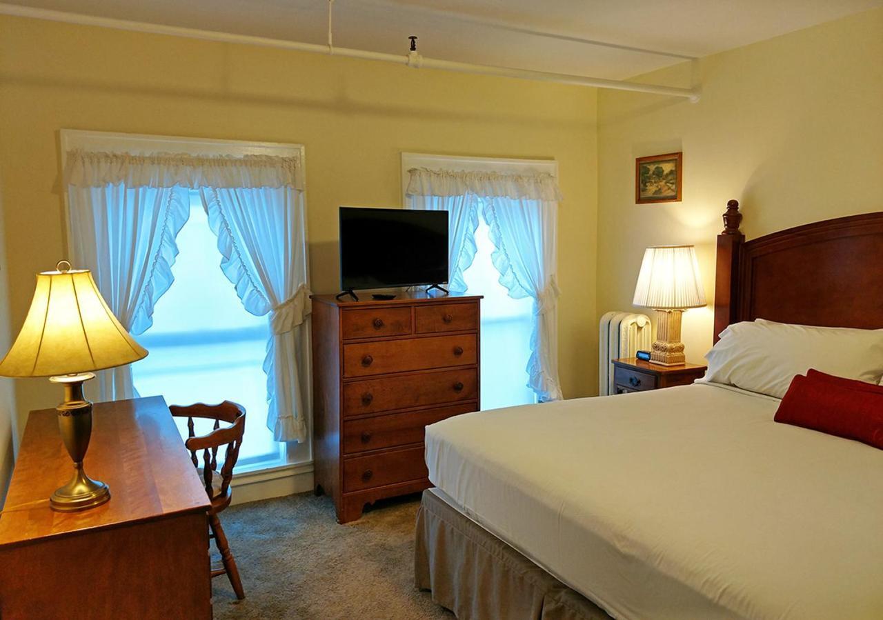 Thayers Inn リトルトン エクステリア 写真